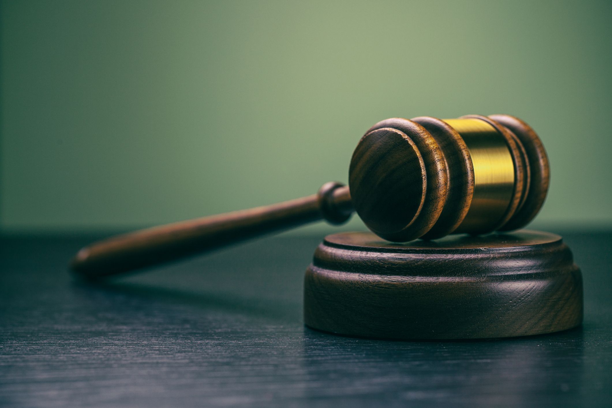 2121x1414 Comprehensive profiles of federal judges