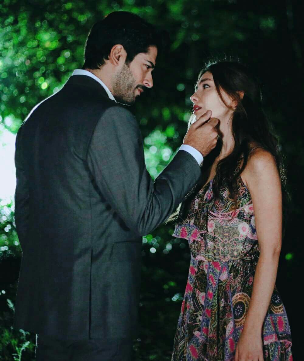 1000x1189 Kara Sedva Özçivit