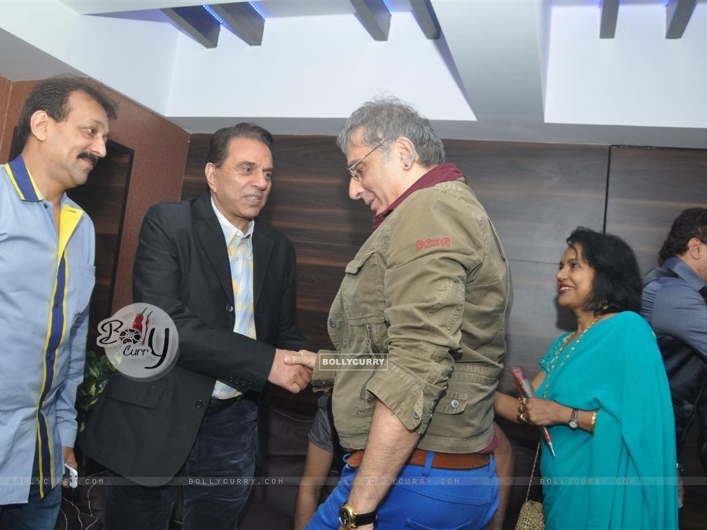 Dharmendra Wallpapers - Top Free Dharmendra Backgrounds - WallpaperAccess