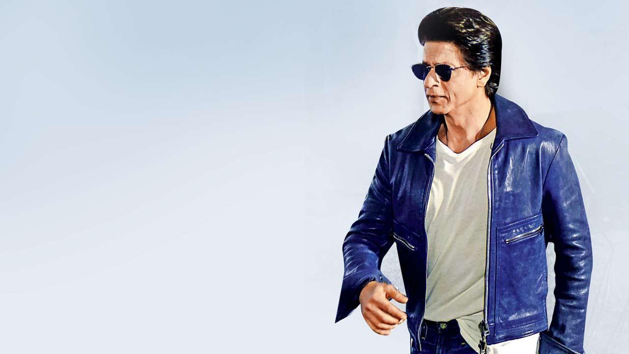 1280x720 Have you heard? Dharmendra to play Shah Rukh Khan's papa!