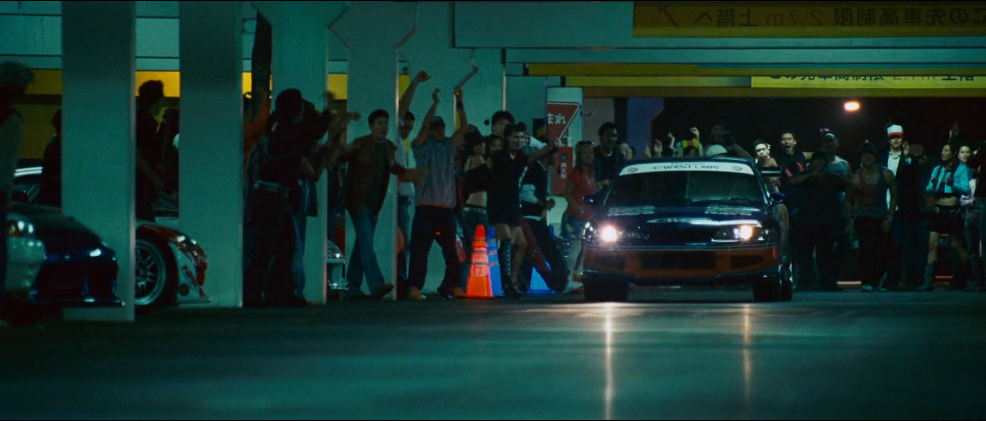 1919x820 Three Stills From The Fast and the Furious: Tokyo Drift. this cage is worms