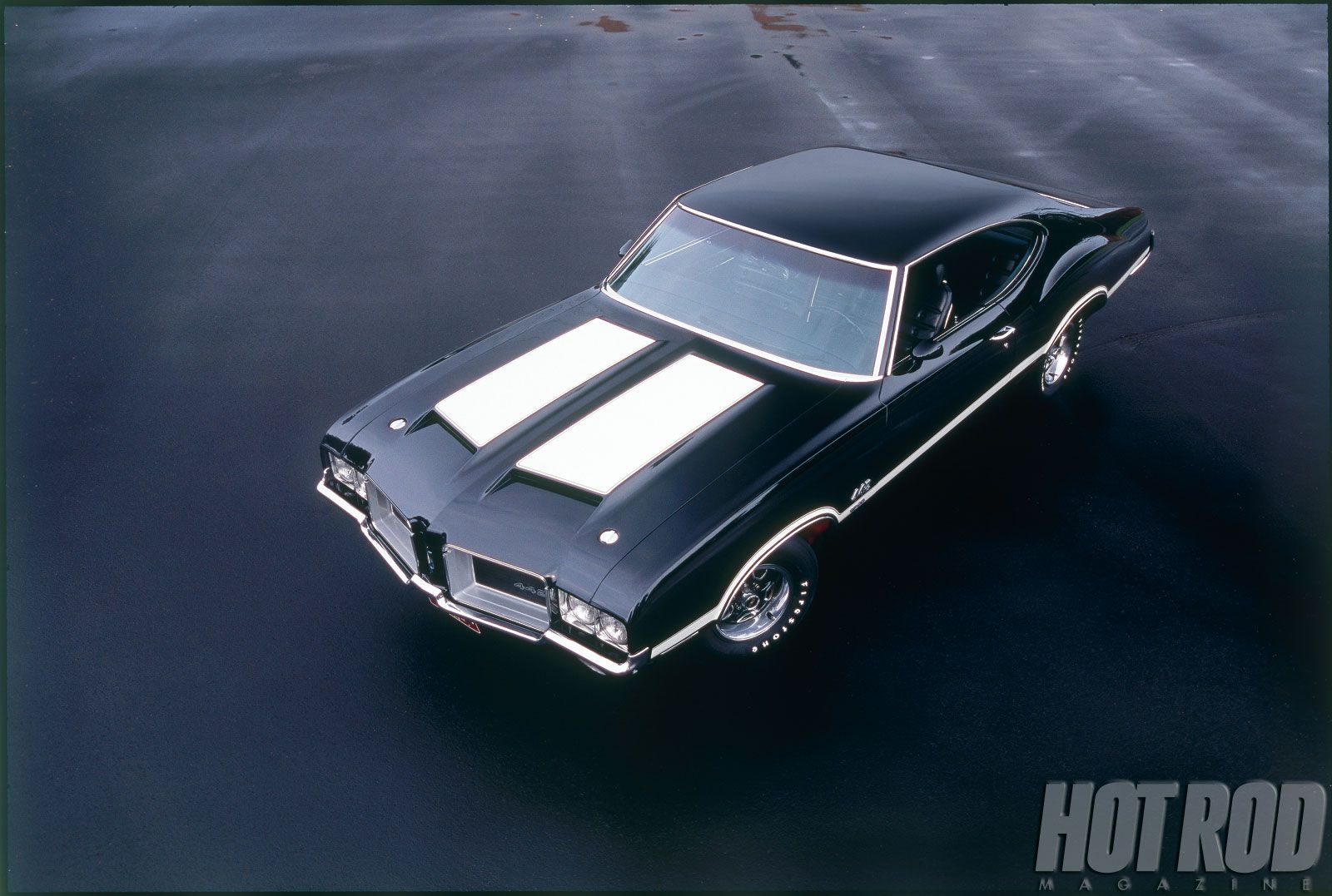 1600x1077 Oldsmobile 4 4 2 W 30