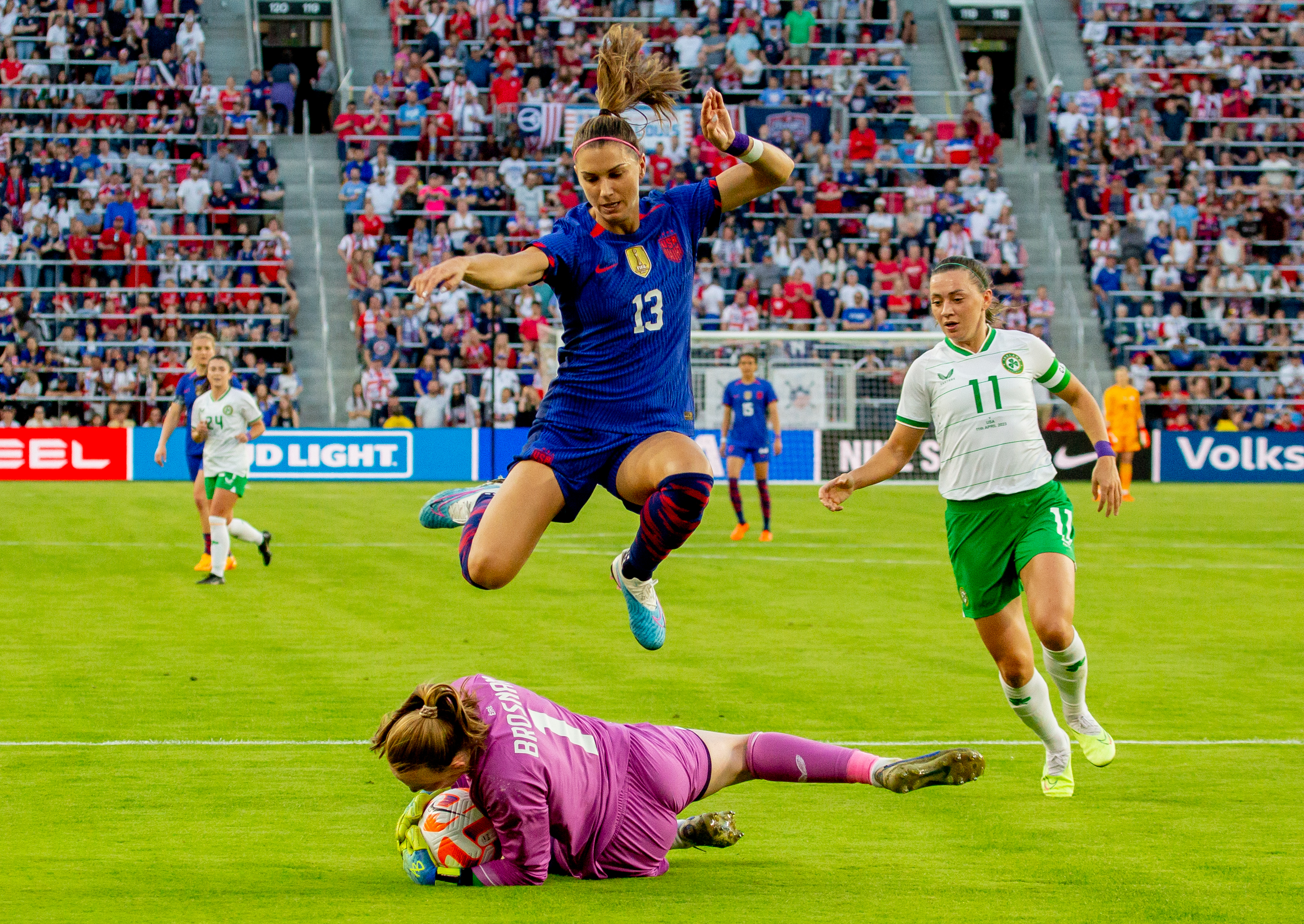 3000x2126 Photos: U.S. Women's Team Beats Ireland 1 0 In St. Louis