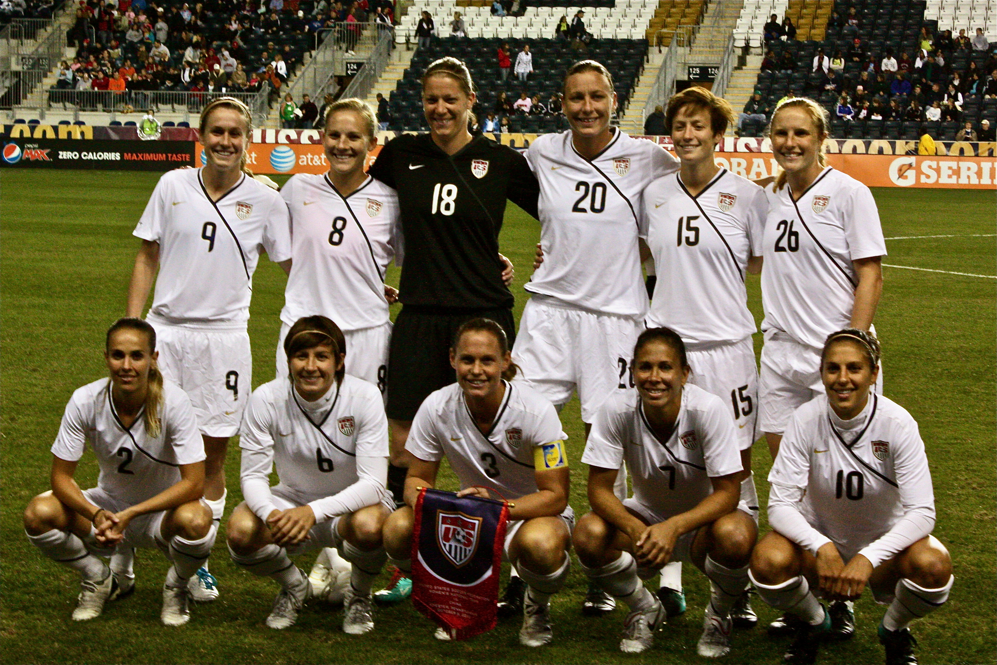 3444x2296 U.S. Women's National Team vs China in picture