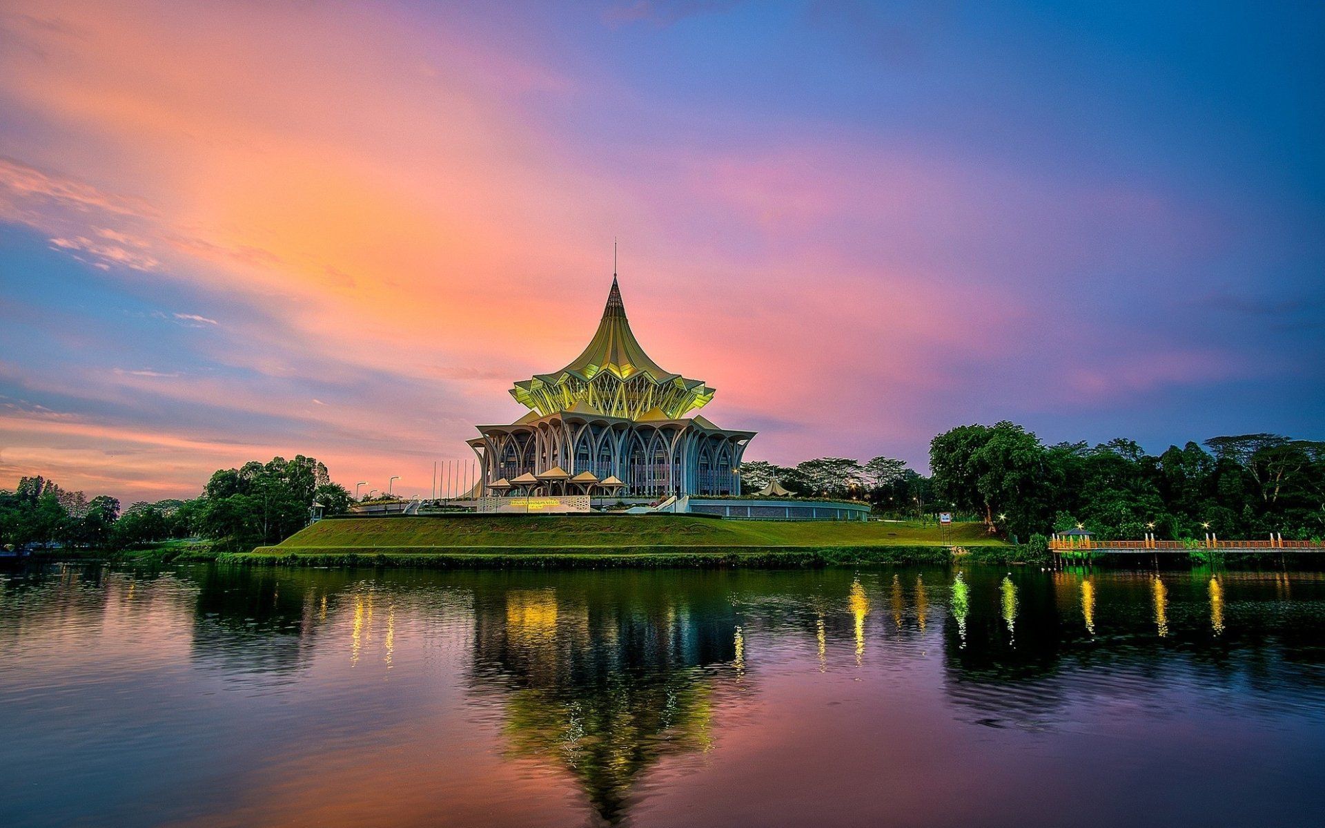 1920x1199 Man Made Sarawak State Legislative Assembly HD Wallpaper