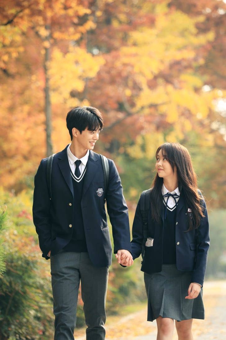 728x1092 Download Korean Drama Couple Wearing University Uniform Wallpaper