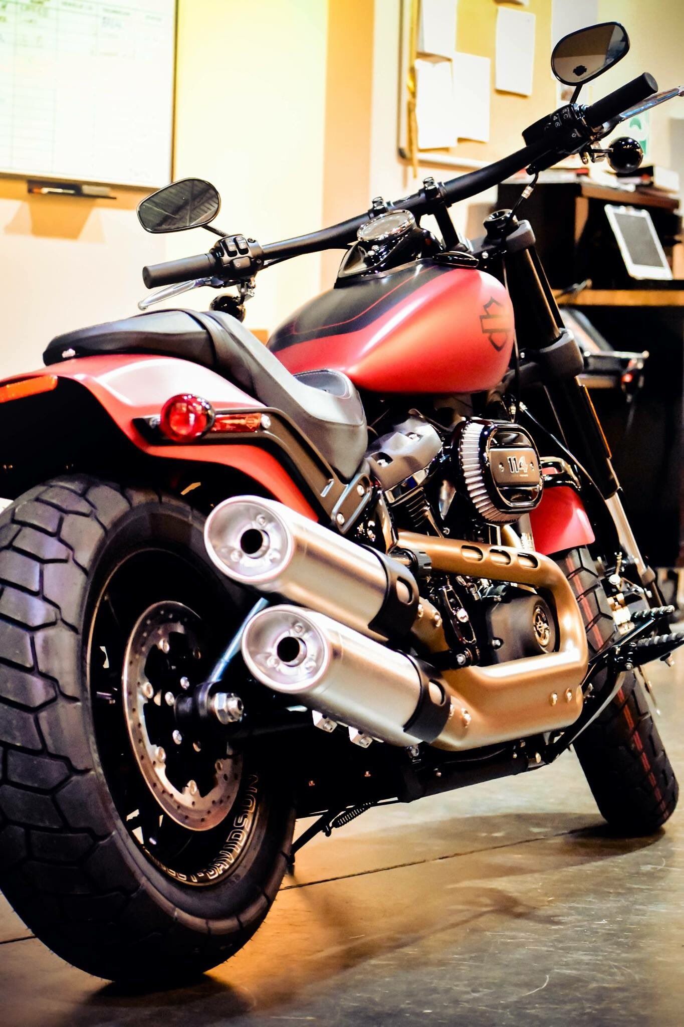 1365x2048 Sound Harley Davidson al Twitter: Wheel Crush Wednesday 2019 Harley Davidson Fat Bob 114 Wicked Red Denim Milwaukee Eight 114 Engine # HarleyDavidson #fatbob114