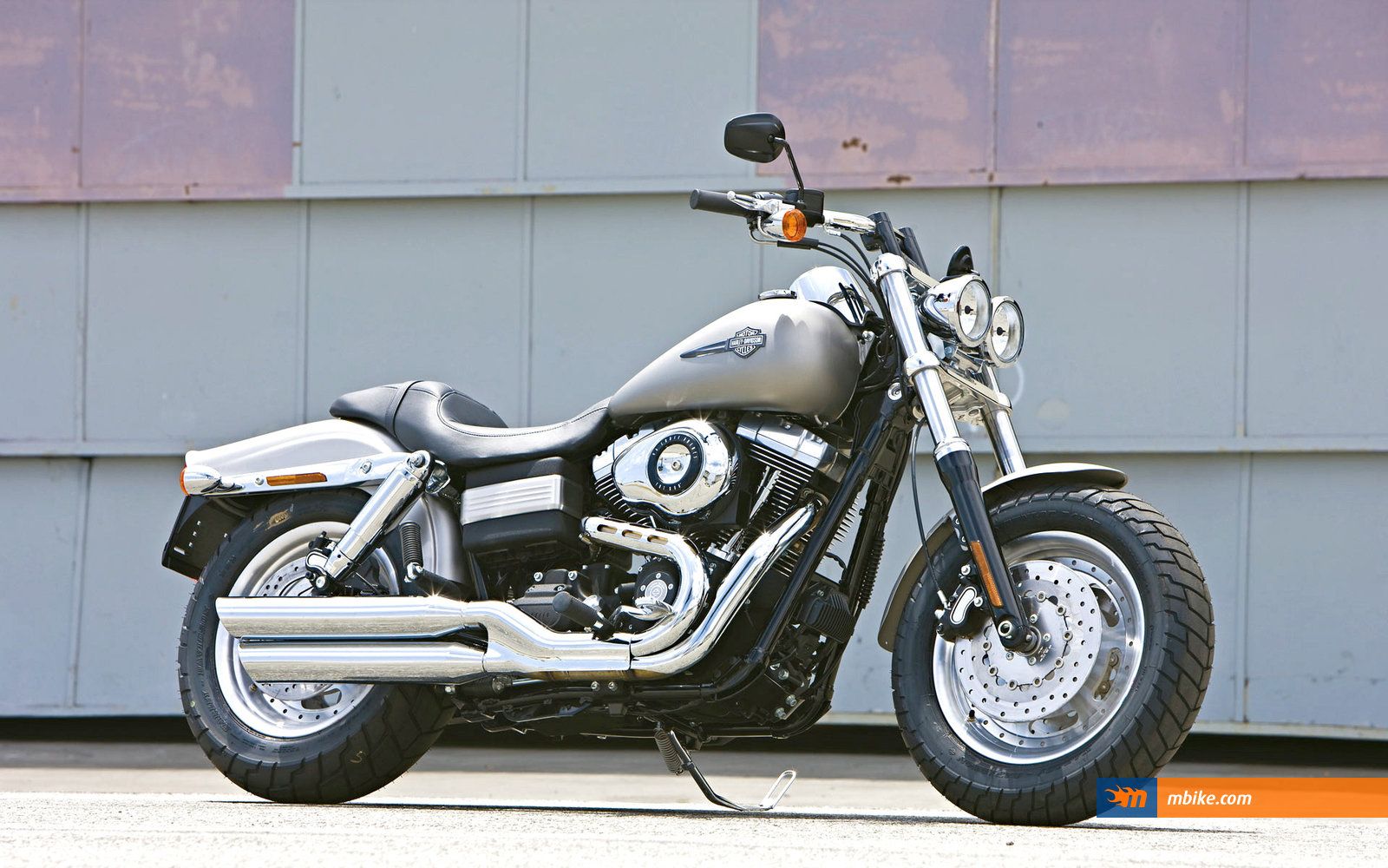 1600x1000 Harley Davidson FXDF Dyna Fat Bob Wallpaper