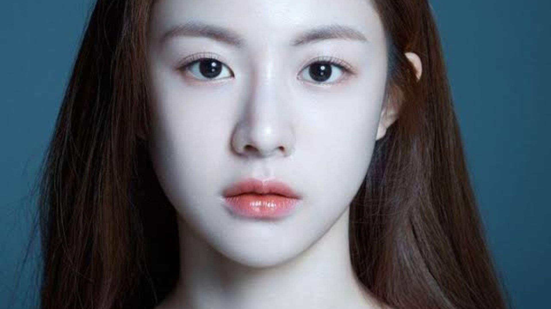 1920x1080 Go Yoon Jung's Agency Has Threatened