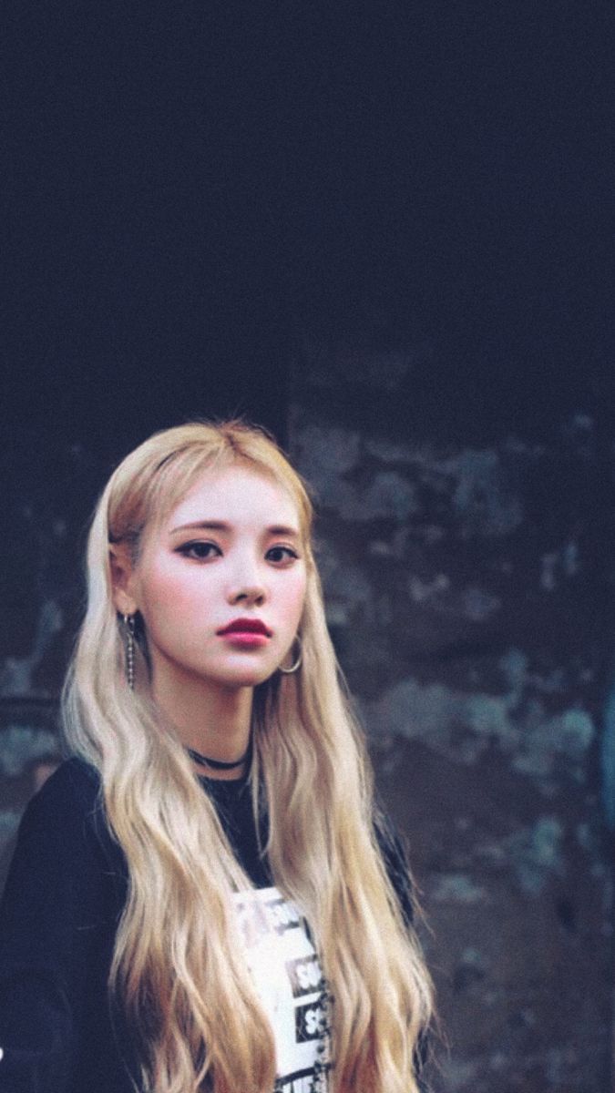 675x1200 jinsoul wallpaper. Wallpaper, Photo credit, Photo