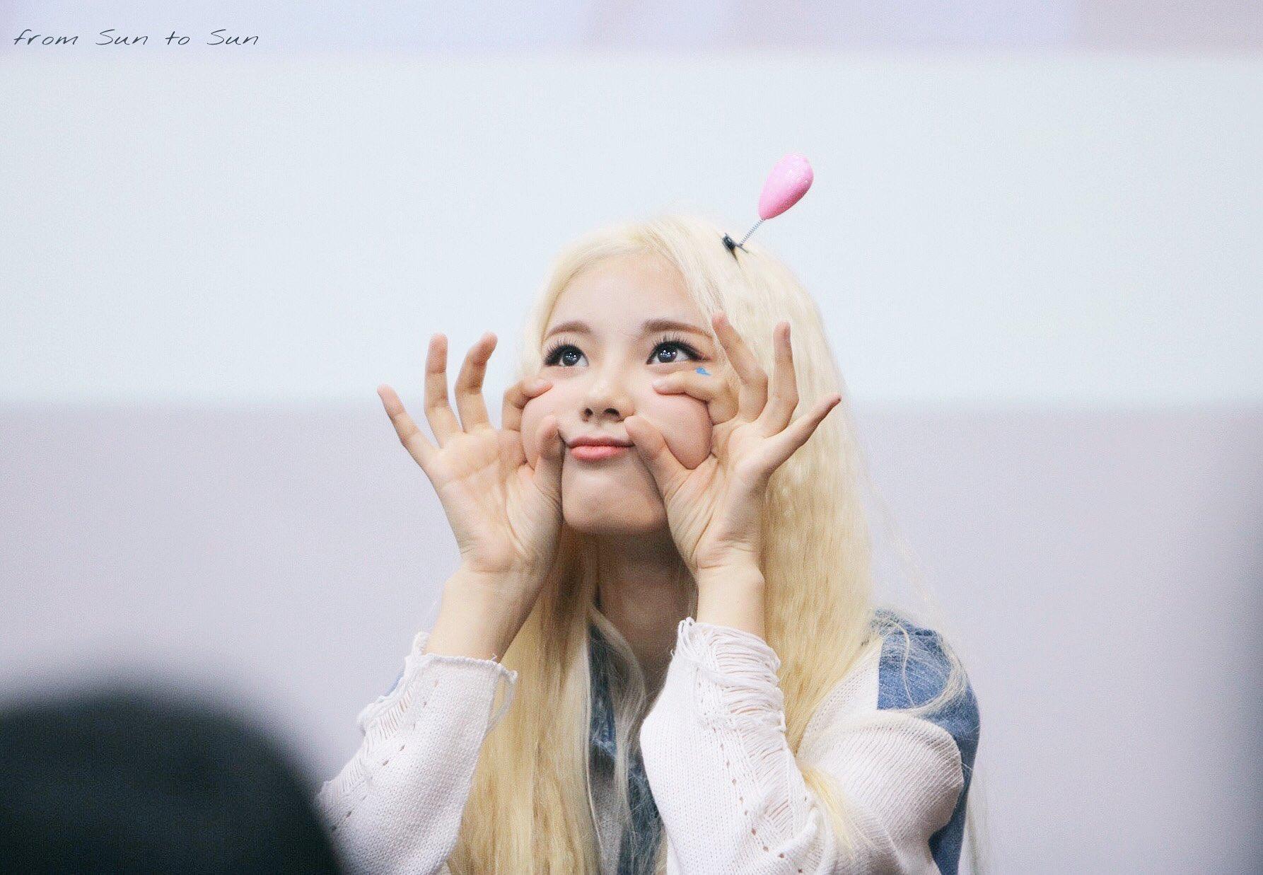 1786x1237 JinSoul Wallpaper