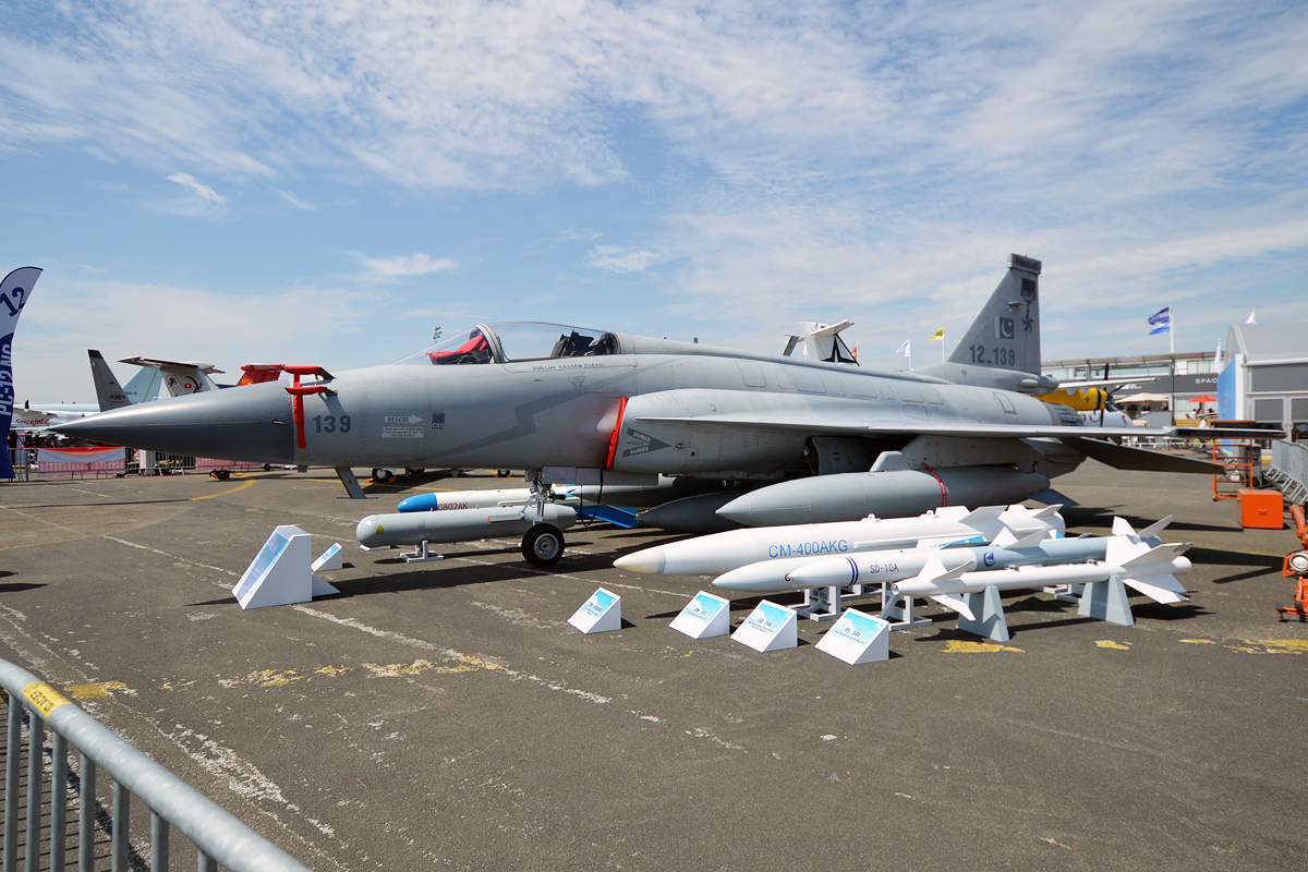 1200x800 Pakistan Air Force, 12 Chengdu JF 17