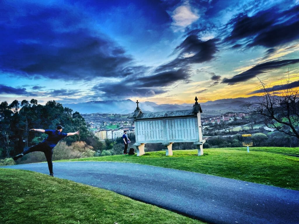 1024x768 Northern Spain: The Arizona of European Disc Golf Disc Golf