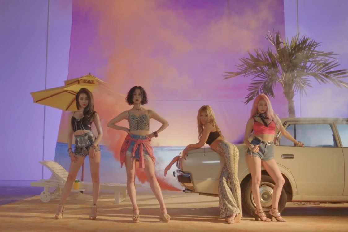1124x750 Music Video Fashion: Wonder Girls