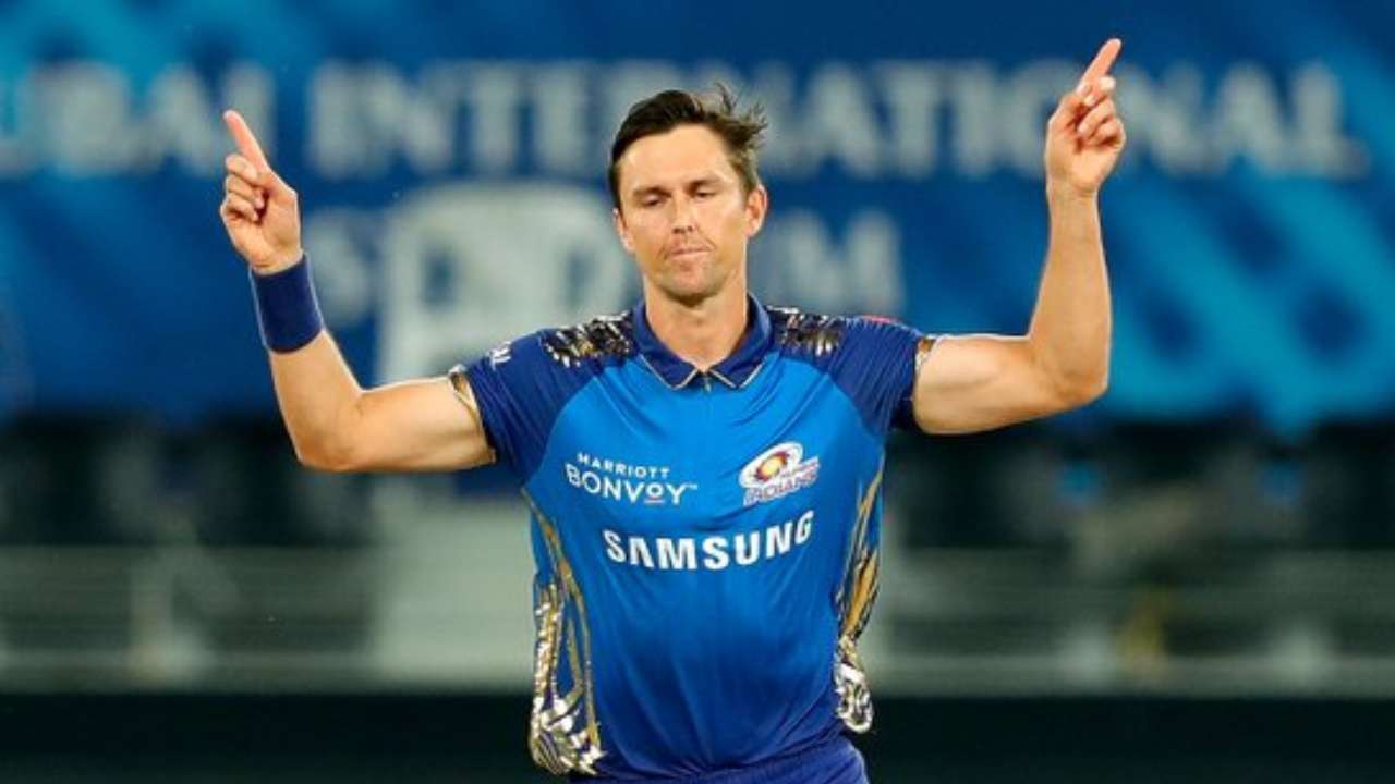 1280x720 IPL 2021: Trent Boult And Shane Bond Land In Abu Dhabi; Kiwi Pair To Undergo Quarantine Before Starting Training