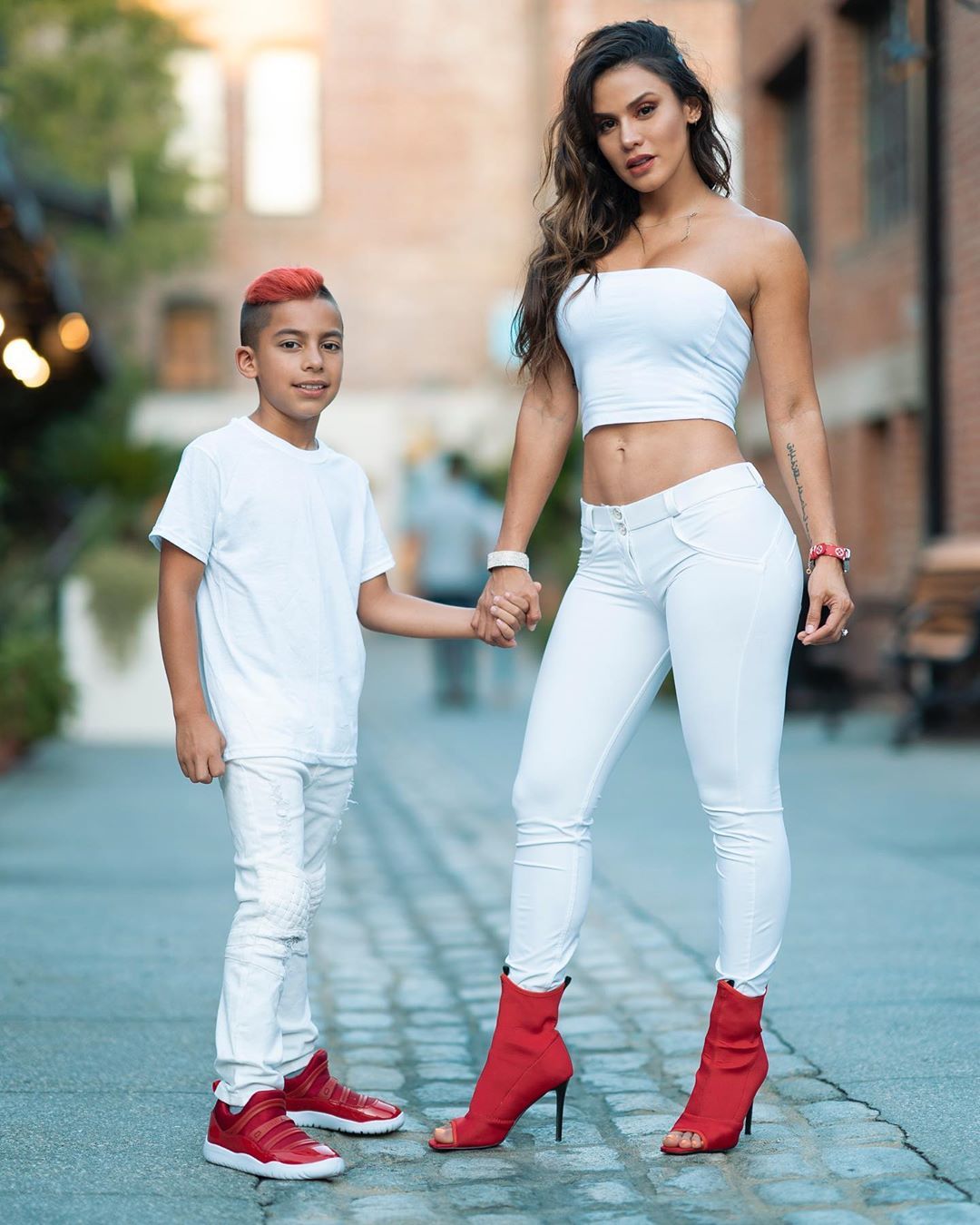 1080x1350 The Royalty Family