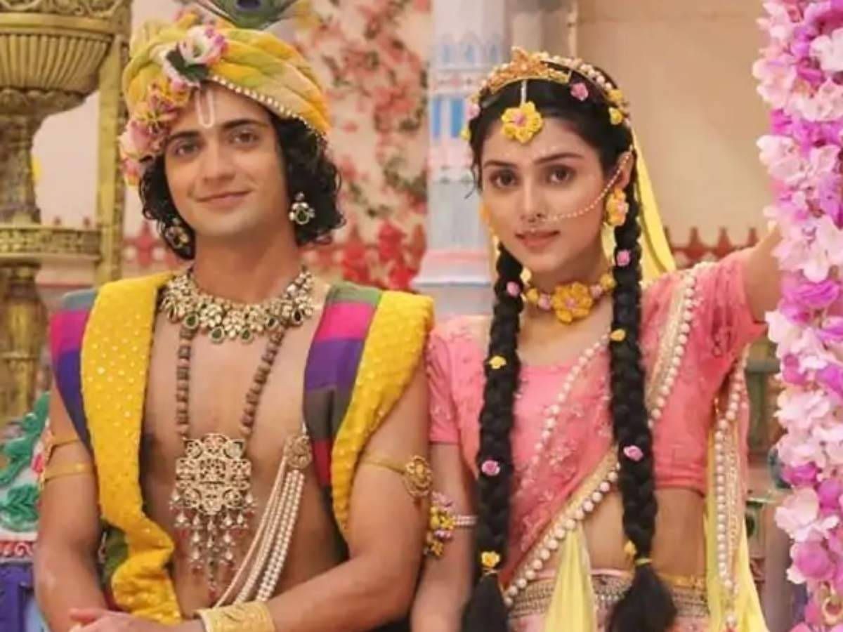 1200x900 Download Mallika Singh with Sumedh Mudgalkar in a candid moment Wallpaper