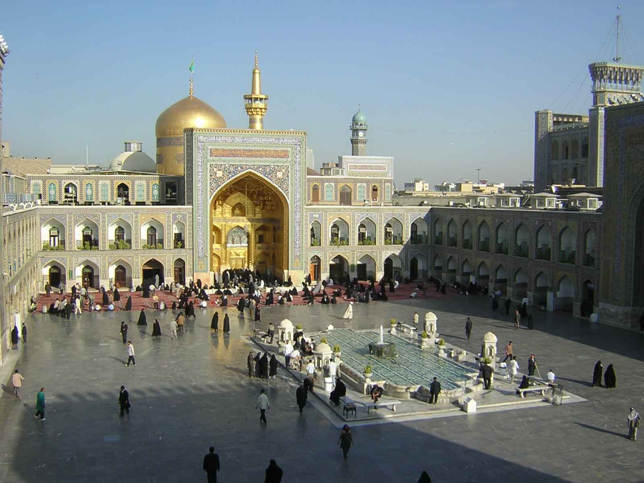 2048x1536 K Array For The World's Largest Religious Complex In Iran