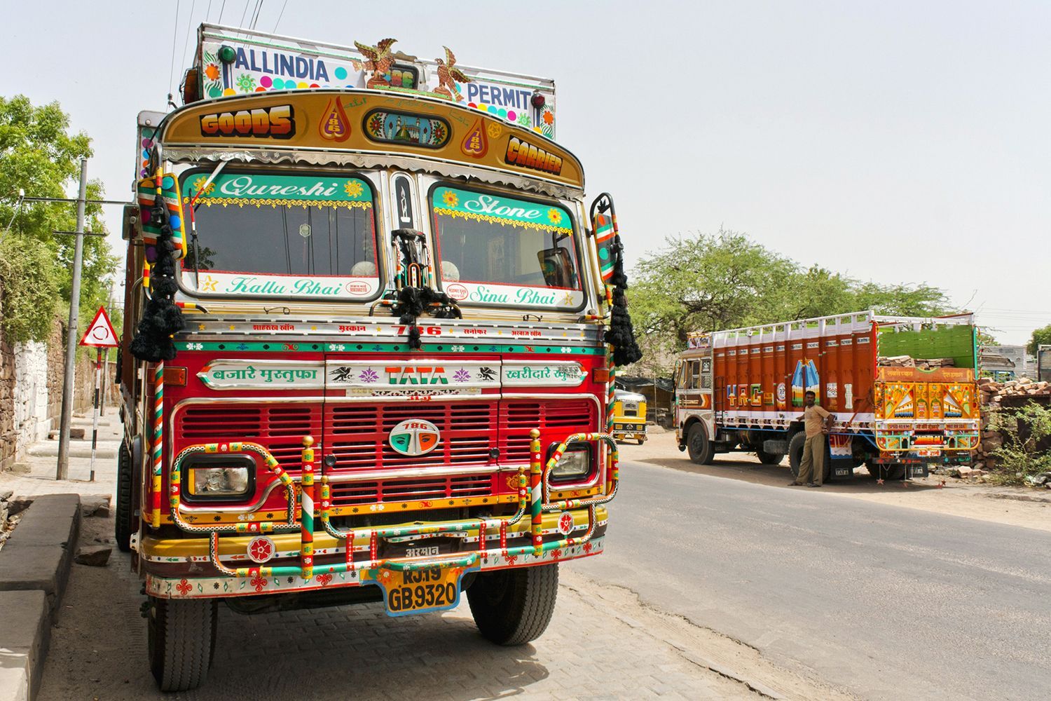 1500x1000 The psychedelic world of Indian truck art