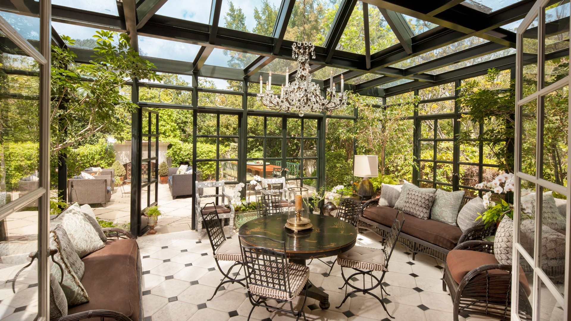1920x1080 Coldwell Banker Global Luxury Blog