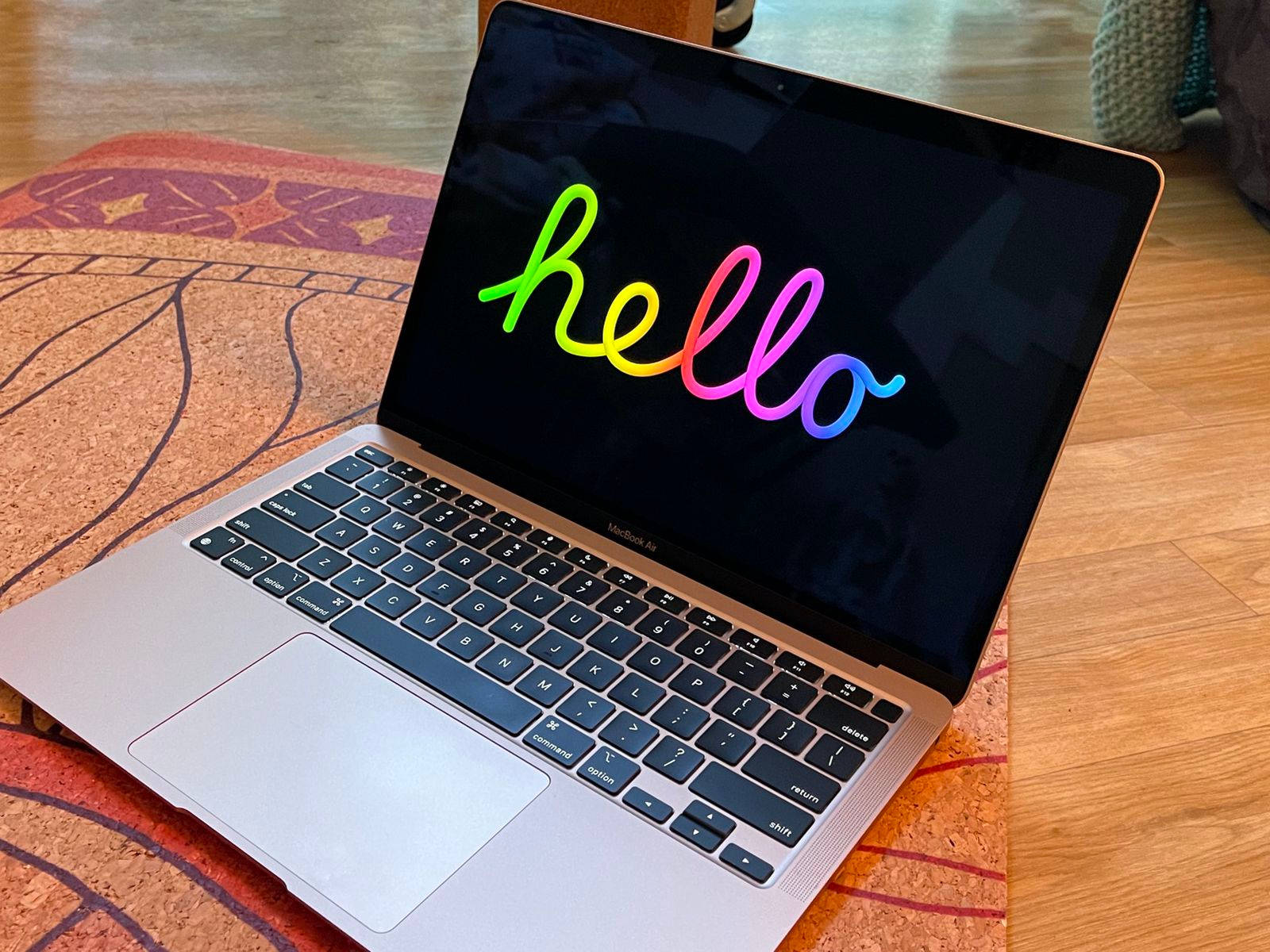 1600x1200 Download MacBook Air Hello Greeting Wallpaper