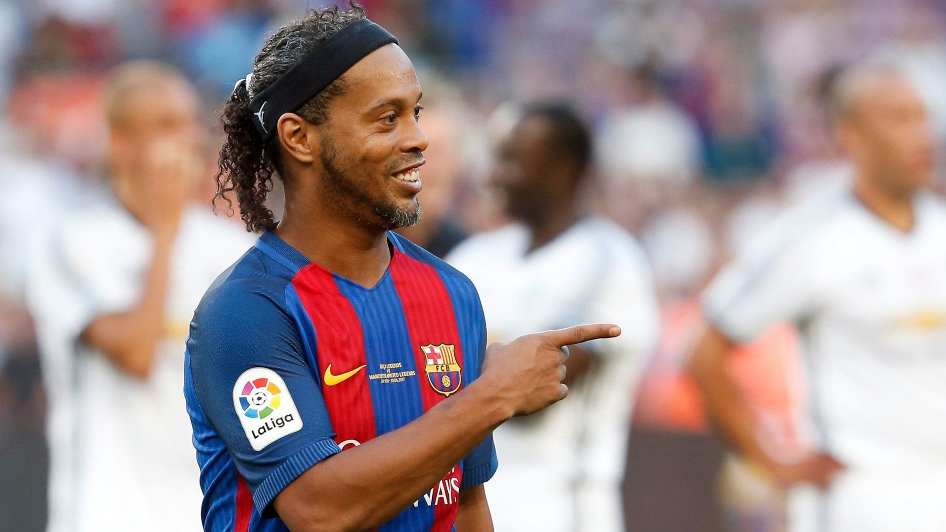 1920x1080 Ronaldinho Theme for Windows 10 and 11