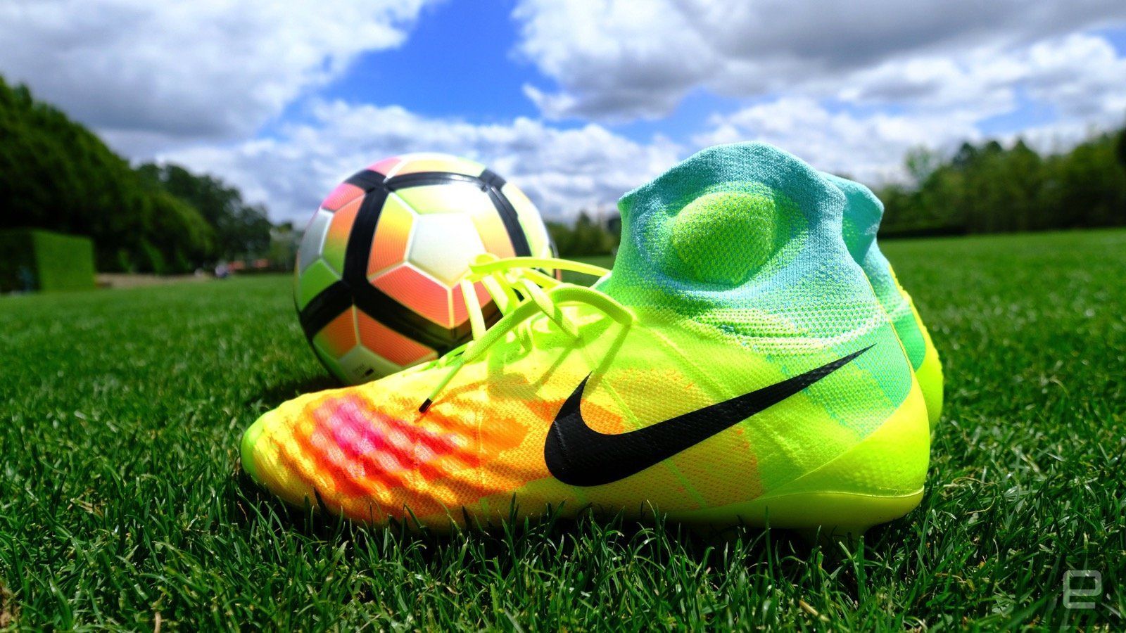1600x900 Nike Soccer Cleats Wallpaper