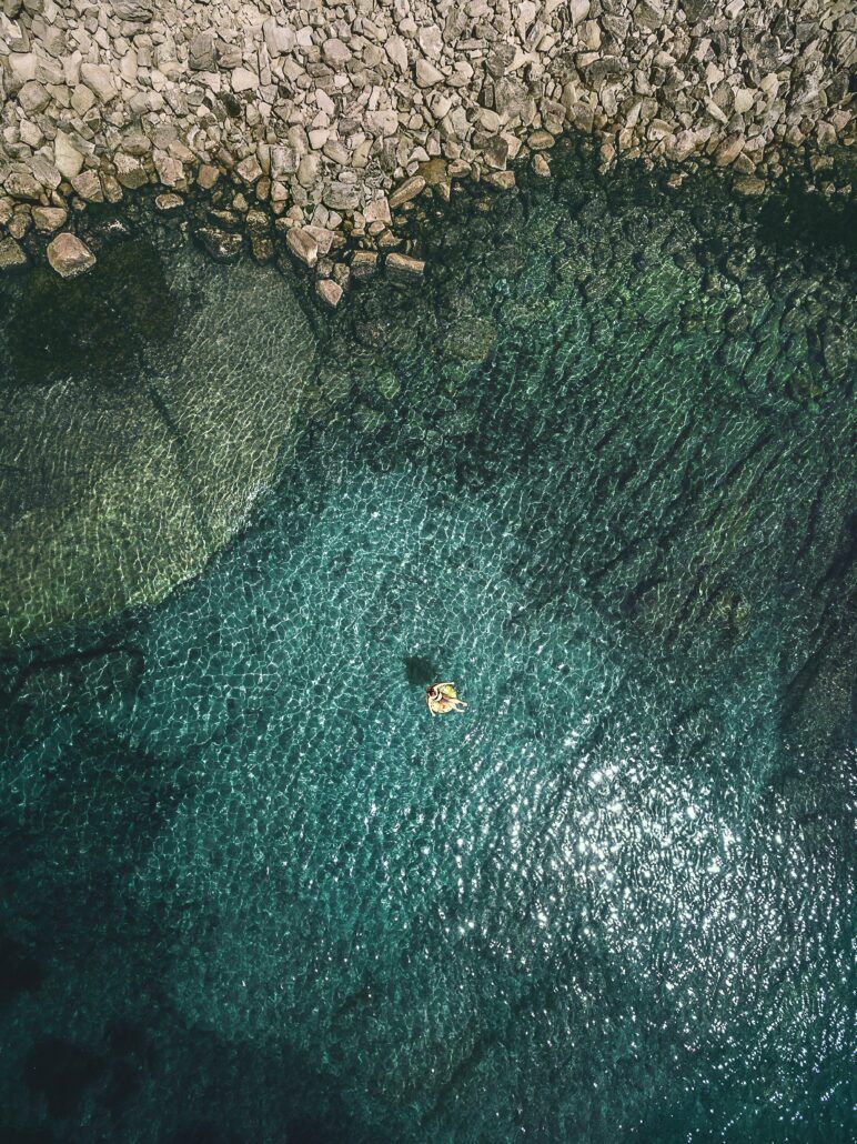 772x1030 Download New 5K Resolution iPad Pro Wallpaper Straight from Store Demo Units