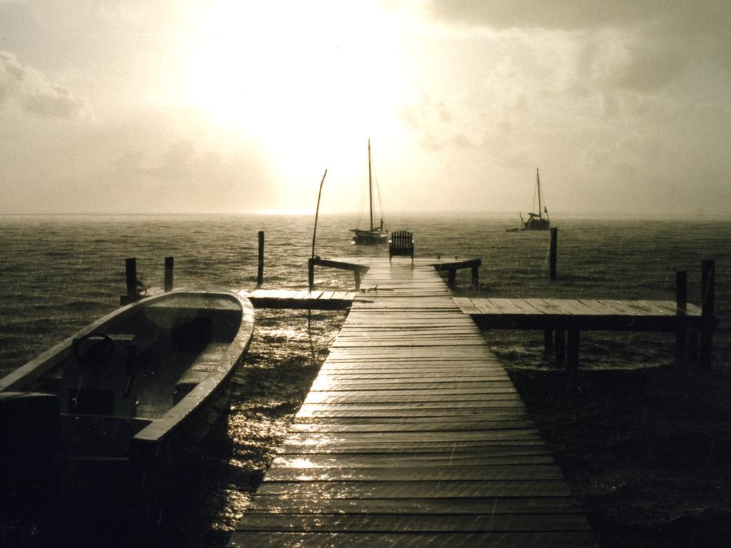 1024x768 Beach Dock Wallpaper. Free HD Wallpaper