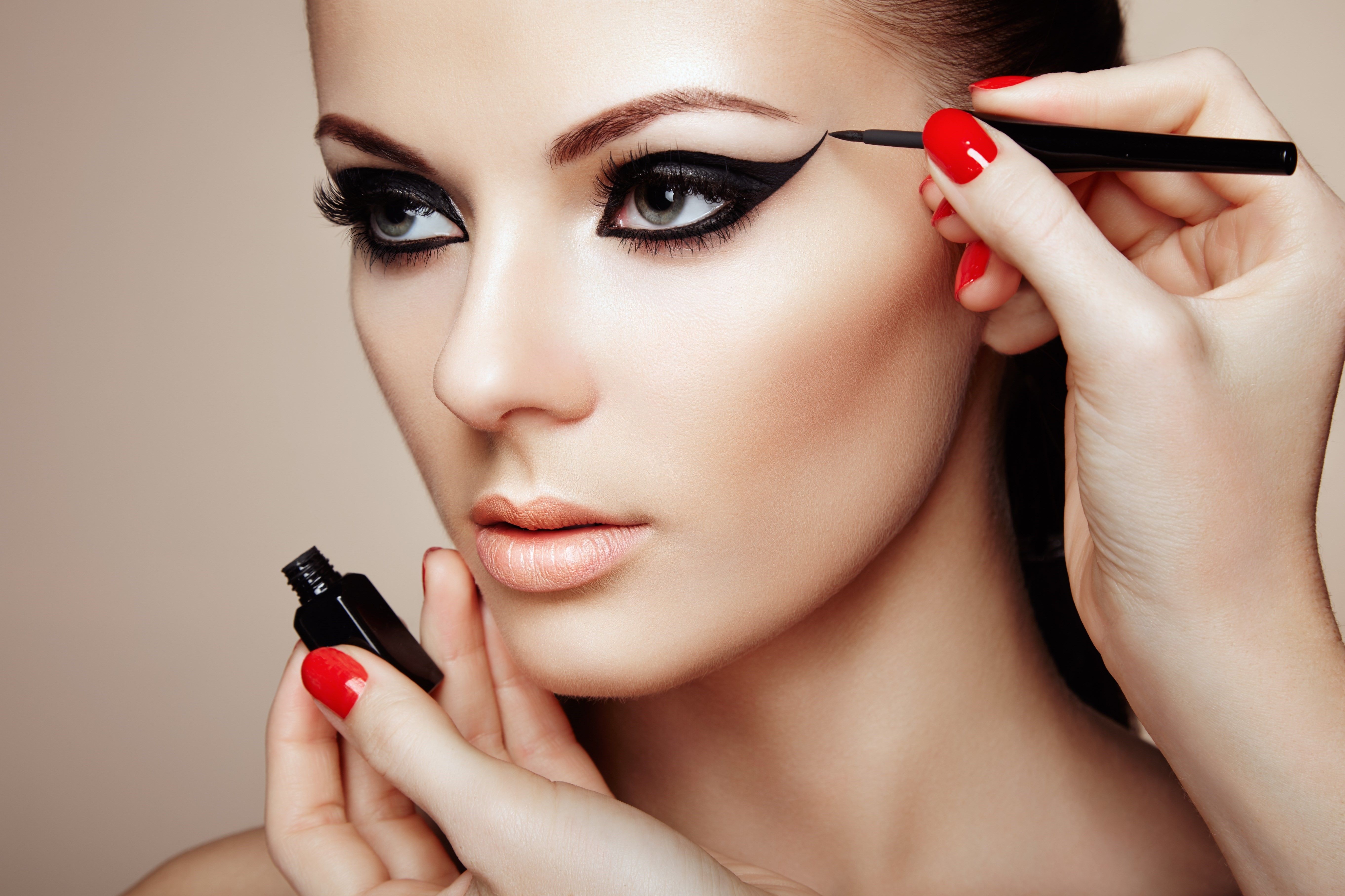 5447x3632 4K, 5K, Hands, Manicure, Face, Makeup, Beautiful Gallery HD Wallpaper