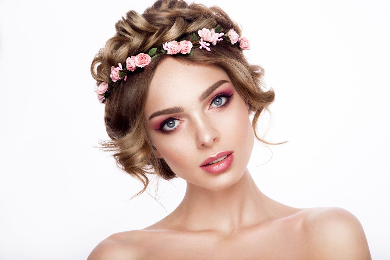 1280x853 Wallpaper Brown haired Makeup Face Wreath female Glance White