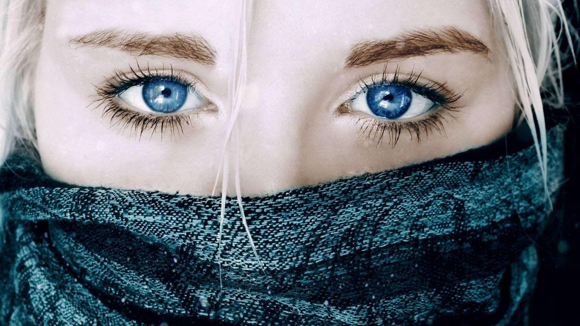 1920x1080 Women's Eyes Wallpaper