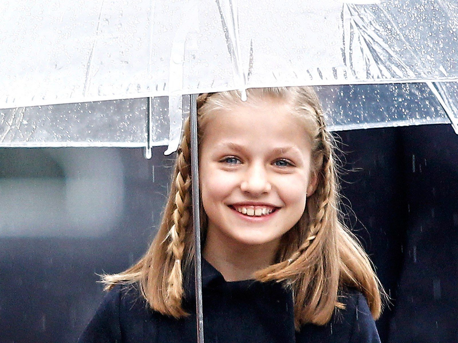 1600x1200 King Felipe and Queen Letizia's of Spain's daughter Princess Leonor turns 15