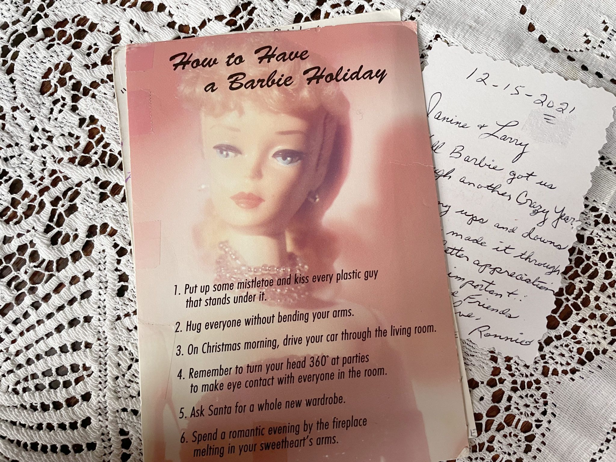 2048x1536 The healing power of a Barbie Christmas card