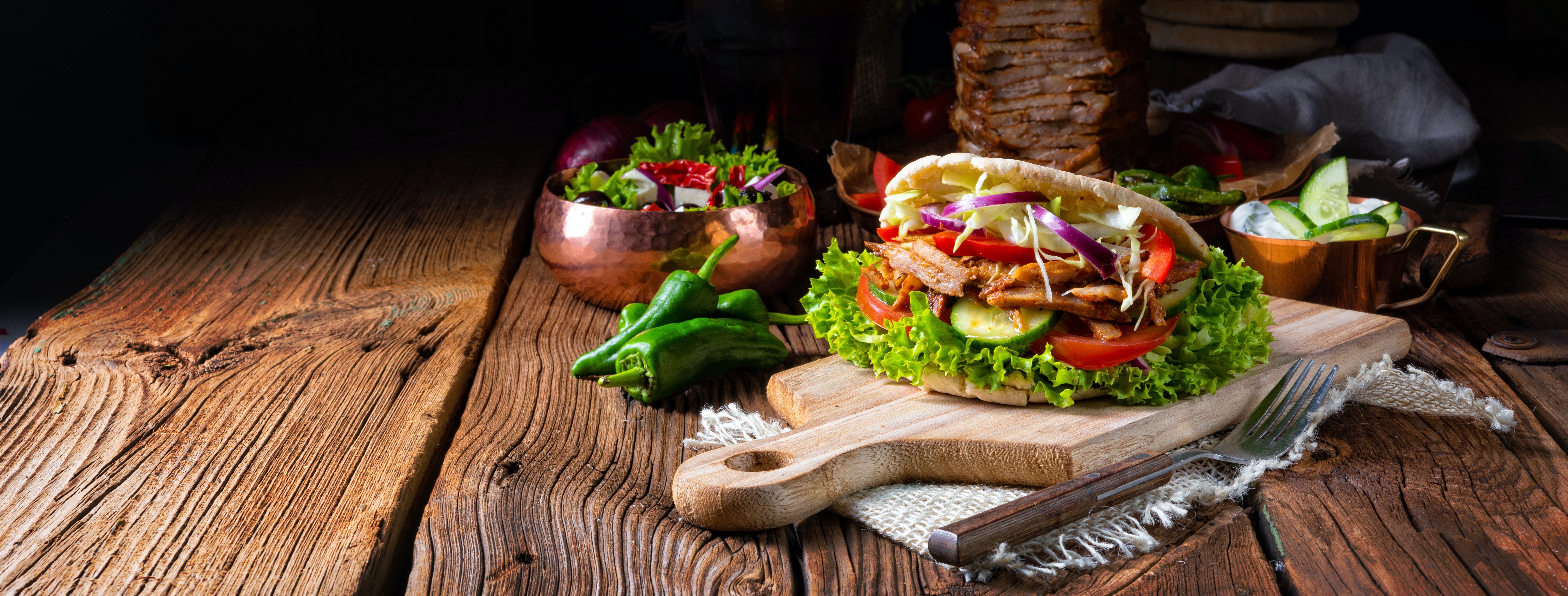 7253x2755 Kebab Inn Killarney