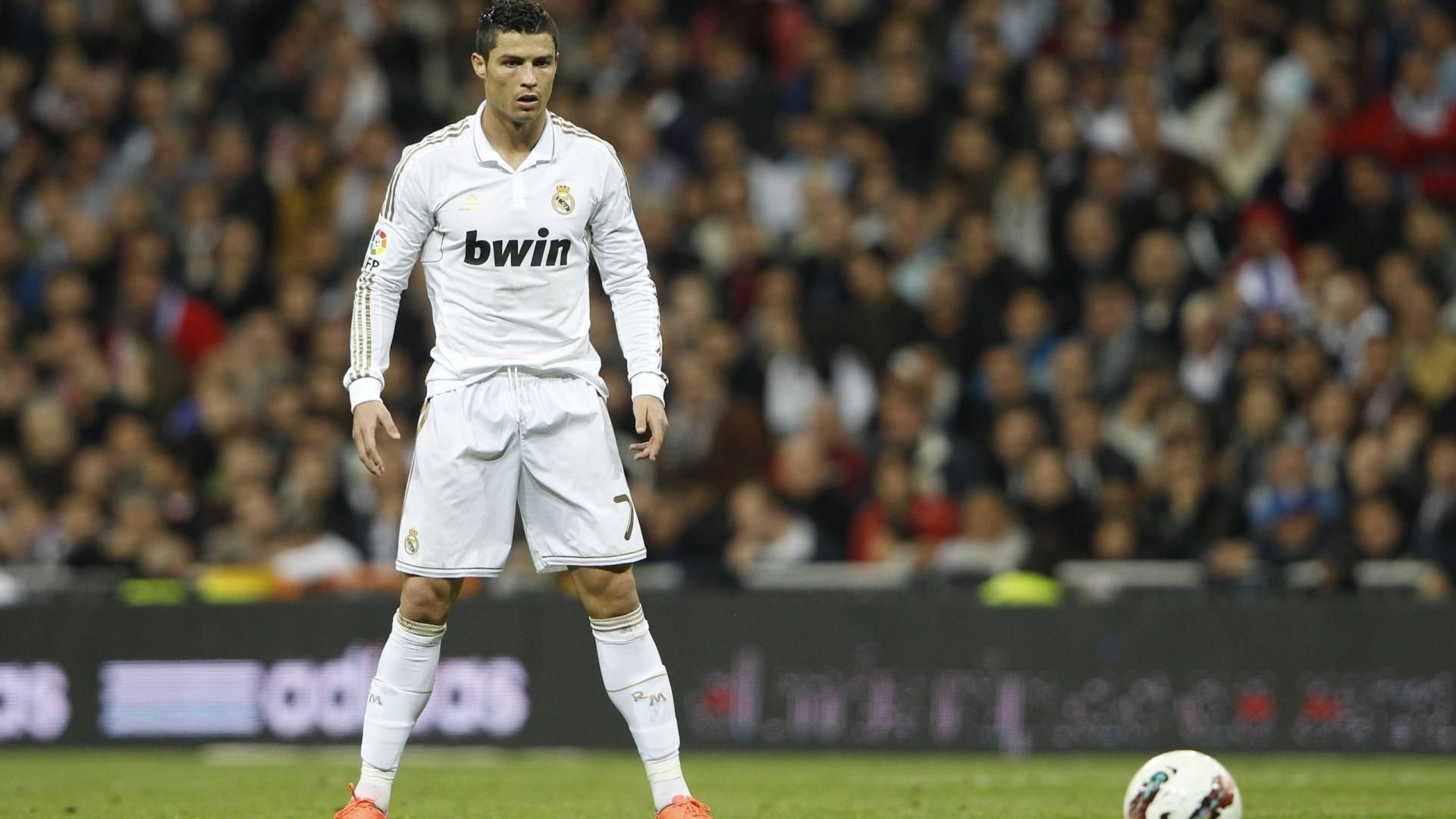 1920x1080 Cristiano Ronaldo Free Kick. Ronaldo free kick, Cristiano ronaldo free kick, Cristiano ronaldo