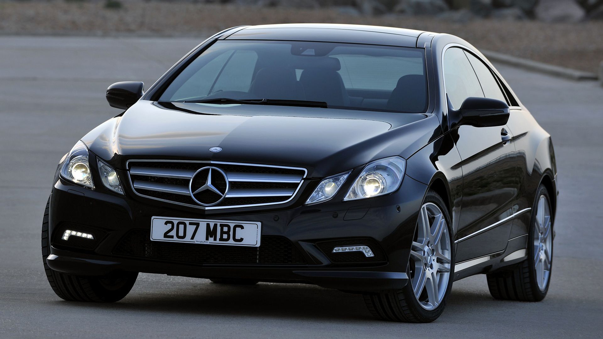 1920x1080 Mercedes Benz E 500 Coupe AMG Styling