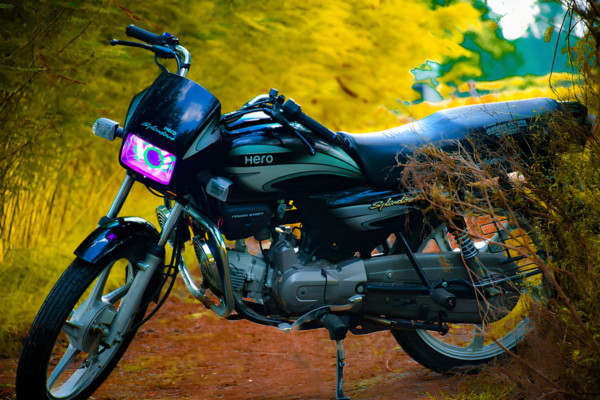 Splendor Bike Wallpaper