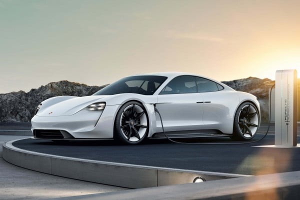 Porsche Taycan Wallpaper