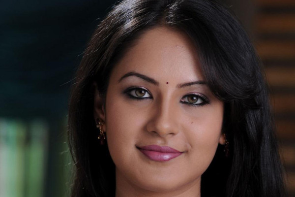 Puja Banerjee Wallpaper