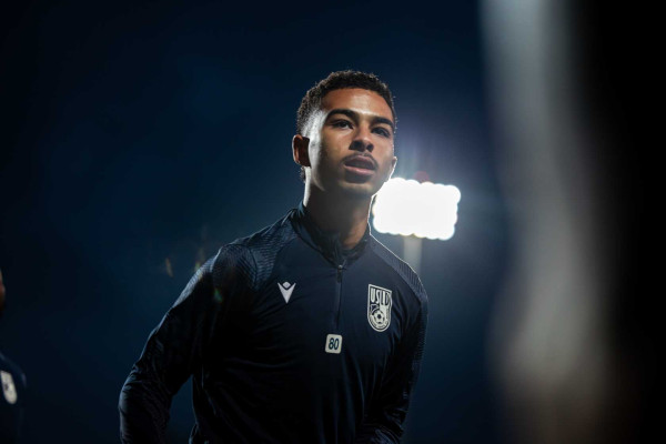Gessime Yassine Wallpaper