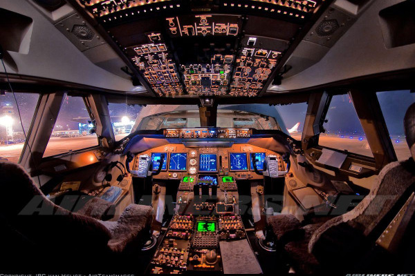 Spaceship Cockpit Wallpapers Top Free Spaceship Cockpit Backgrounds Wallpaperaccess