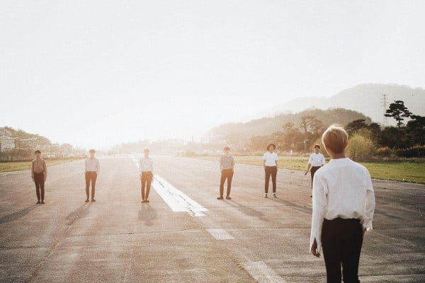 BTS Lights Wallpapers - Top Free BTS Lights Backgrounds - WallpaperAccess